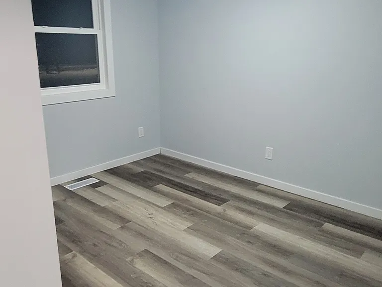 200 Lewis St #200 — Photo 8