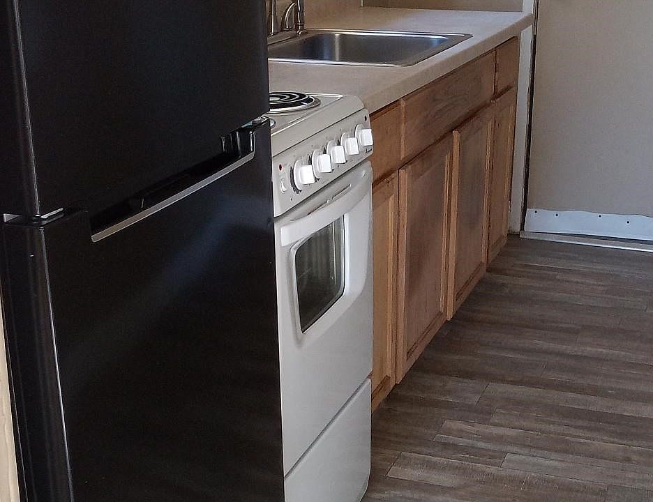 2nd image of 3630 Country Club Dr Space 103