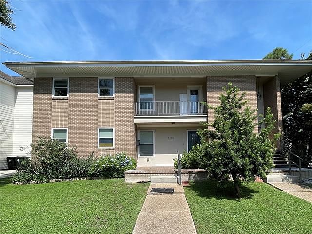 1st image of 6703 Bellaire Dr