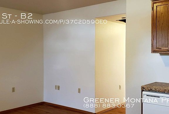 4th image of 221 A St N APT 2B