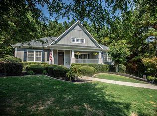 106 Lincoln Dr, Dallas, GA 30132