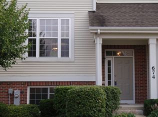 674 N Hidden Prairie Ct, Palatine, IL 60067