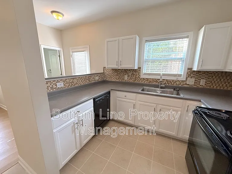 13129 Windy Lea Ln — Photo 8