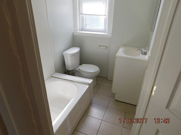 4th image of 6042 N American St #House