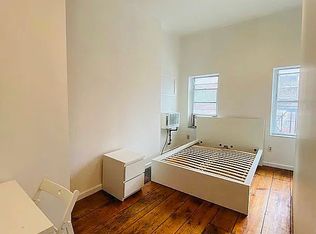 376 8th Ave #7, New York, NY 10001