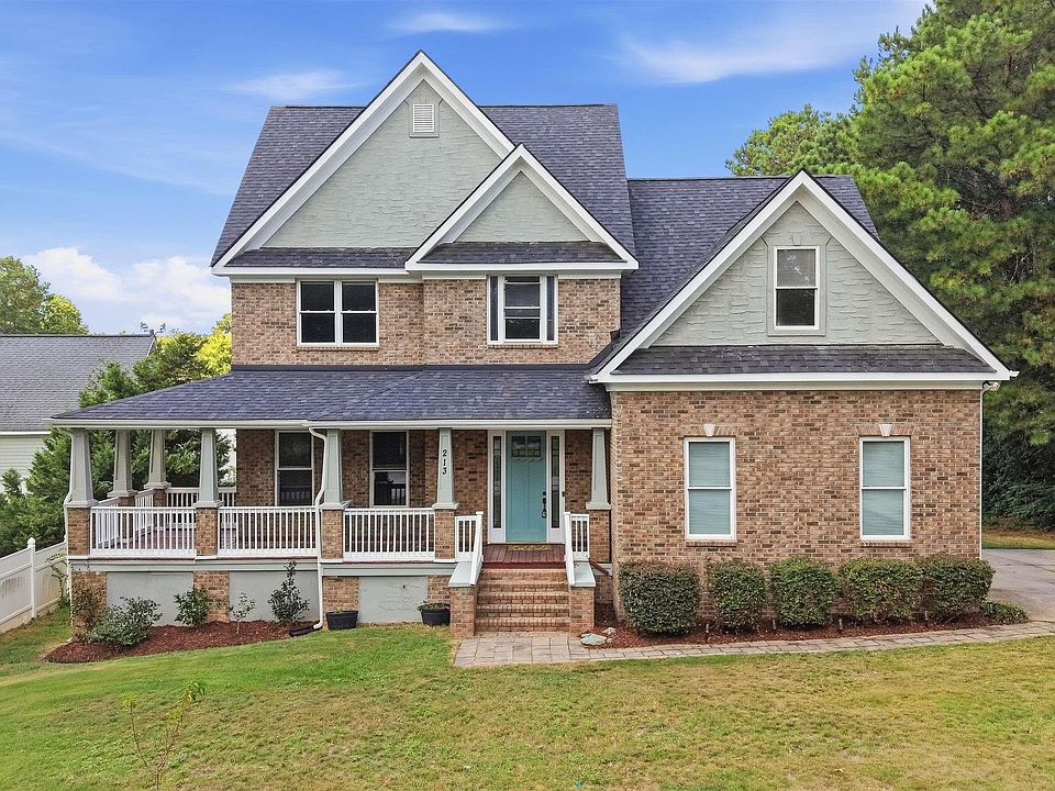 1st image of 213 Headwater Cir