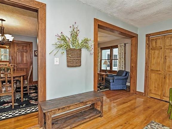 3rd image of 30 Morse Ave