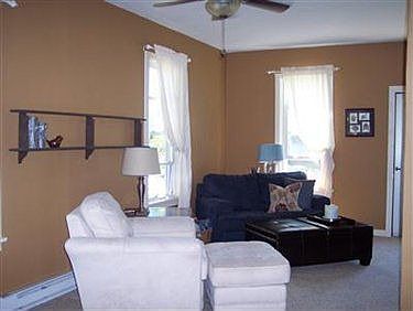 5th image of 430 Laurel Ave