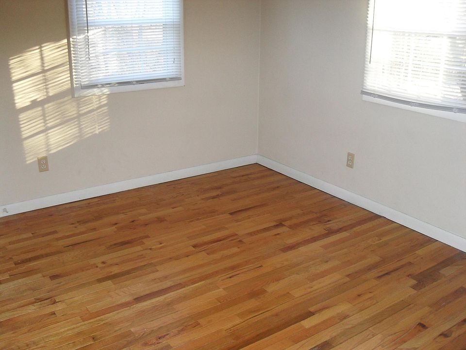1st image of 2624 W Eugenie Ave