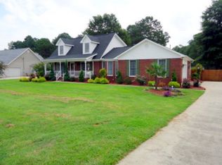 228 Stonefield Dr, Macon, GA 31216