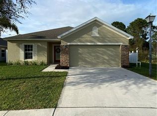 250 Briarcliff Cir, Sebastian, FL 32958