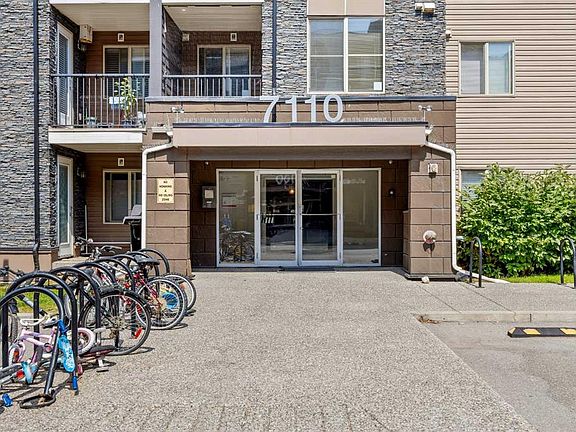 2nd image of 7110 SW 80th Ave NE #401