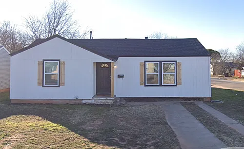 1482 Burger St Photo 1