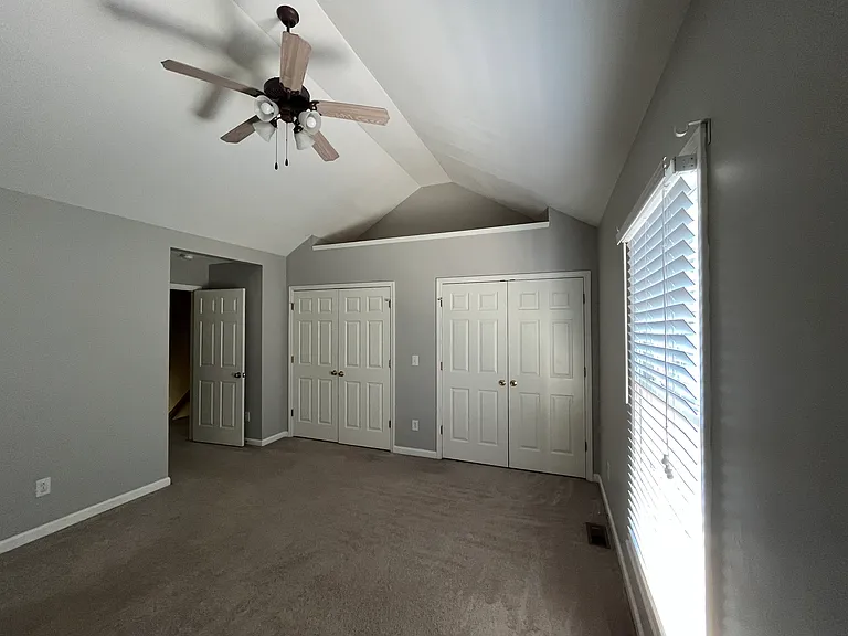 1120 Skyline Dr #5 — Photo 13