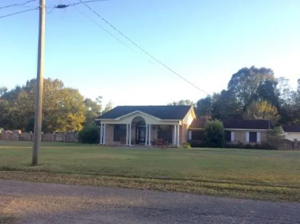6800 Wells Ave, Moss Point, MS 39563