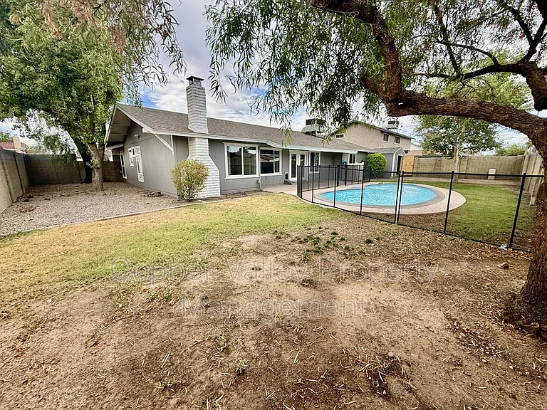 4415 W Gelding Dr — Photo 13
