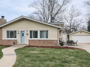 103 Willow St, Park Forest, IL 60466