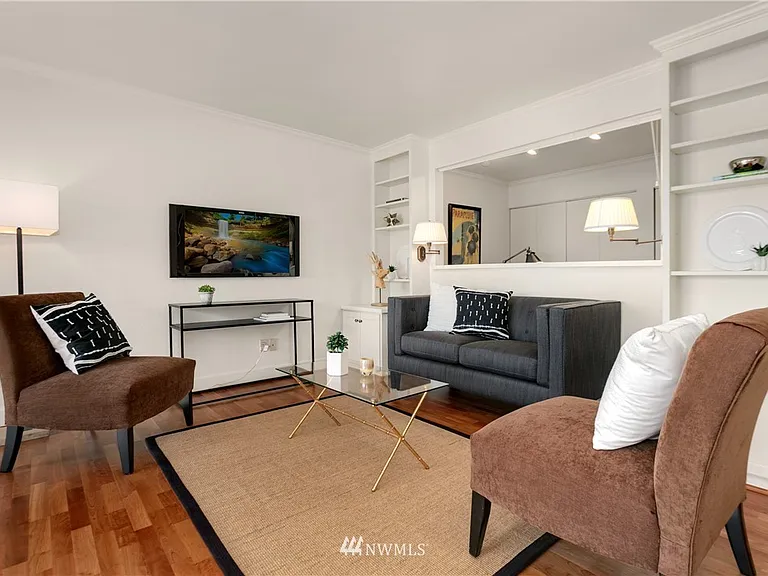 Secondary living room