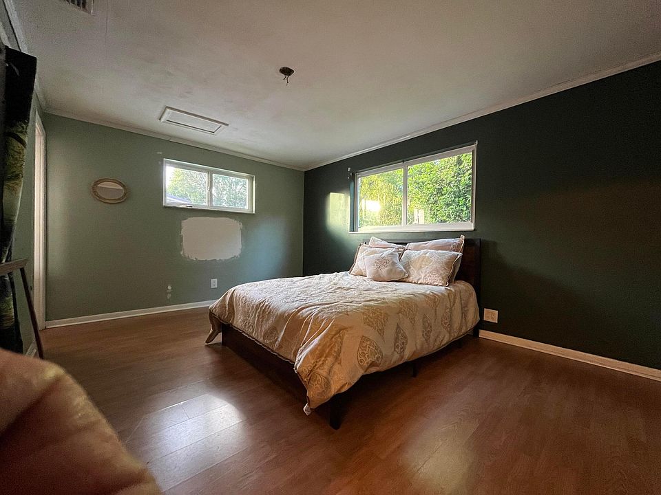 1st image of 5105 SW 92nd Avenue