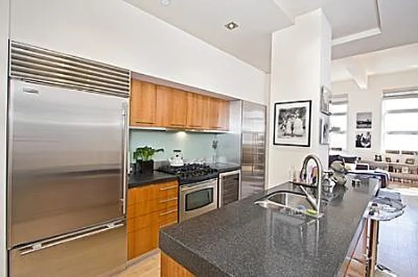 Rented by Avenue Sotheby's International Realty | media 44