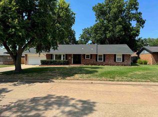 1906 Ramona Dr, Enid, OK 73703