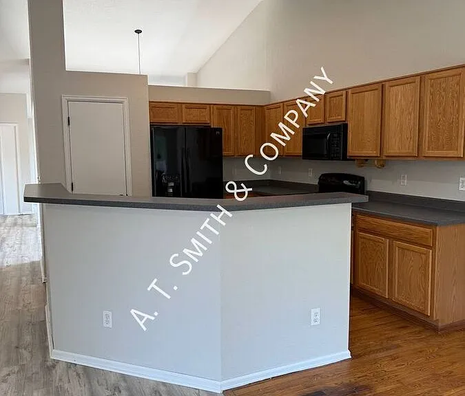 18296 Kinney Creek Way — Photo 9