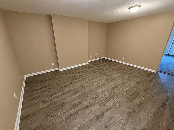 4th image of 1120 Putnam St APT 1