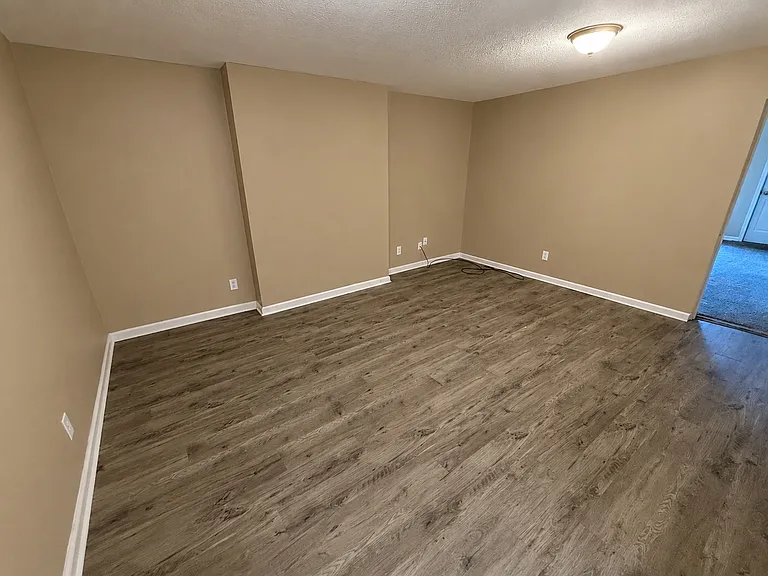 1120 Putnam St #1 — Photo 4