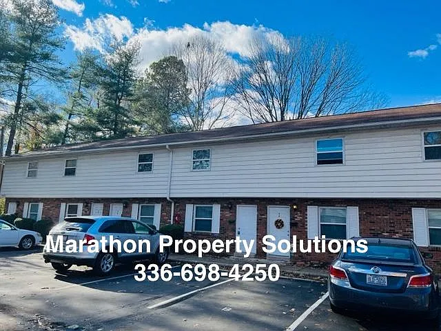 1823 Merritt Dr #C — Photo 3