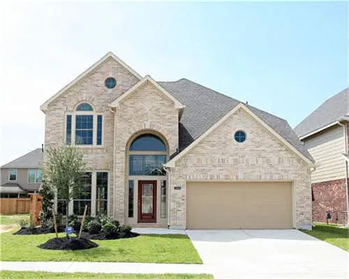 4 bed, 3.5 bath, 3060 sqft, $2,900 — Photo 1