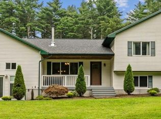 960 Town Farm Rd, Coventry, RI 02816