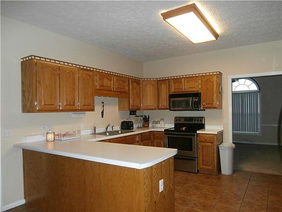 5th image of 339 Big Oak Dr
