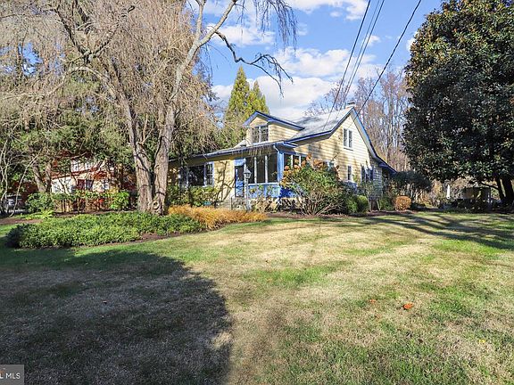 2nd image of 1833 Baltimore Annapolis Blvd