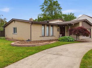 14137 Cranbrook St, Riverview, MI 48193