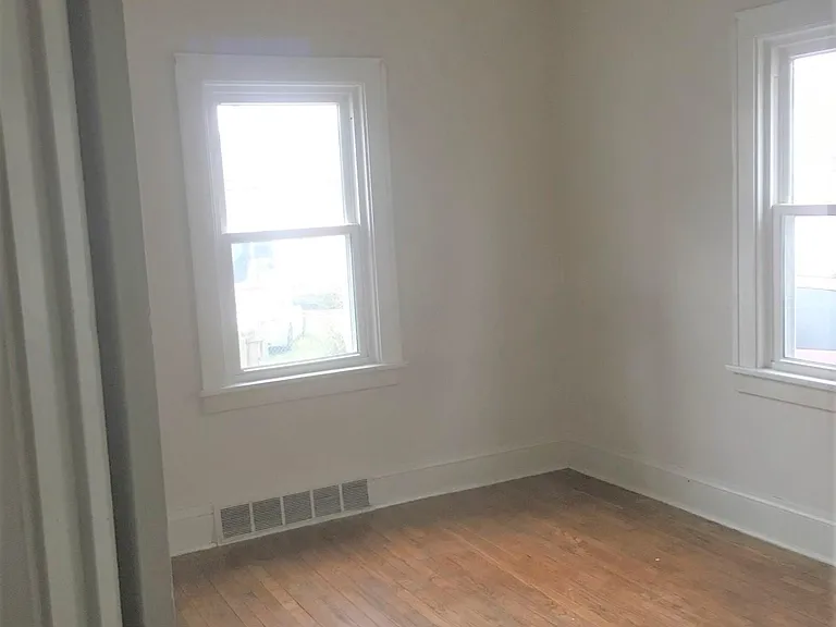 4720 E 85th St #1 — Photo 10