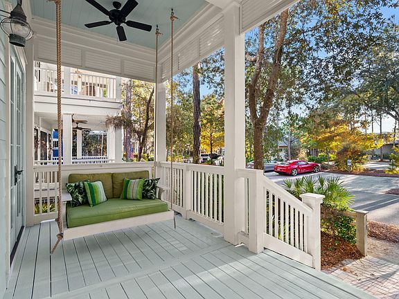 3rd image of 214 Spartina Cir