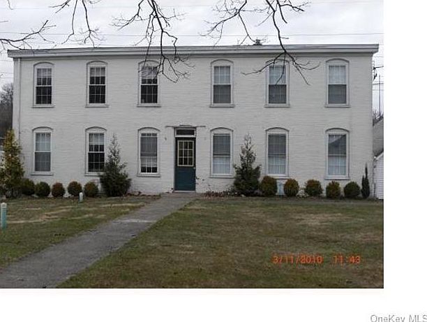 1st image of 41 N Main St