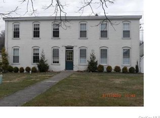 41 N Main St, Pearl River, NY 10965