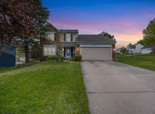 210 Whitney Dr, Rochester Hills, MI 48307