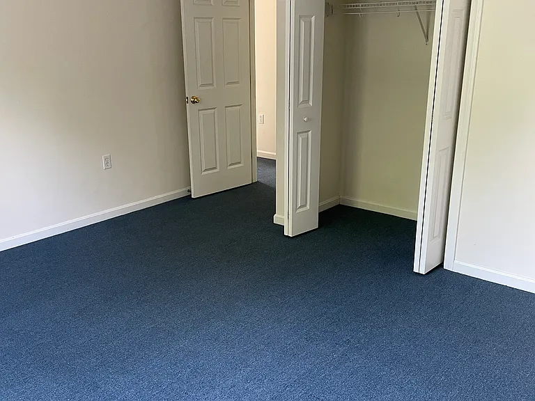 15 Frost Rd #A — Photo 3