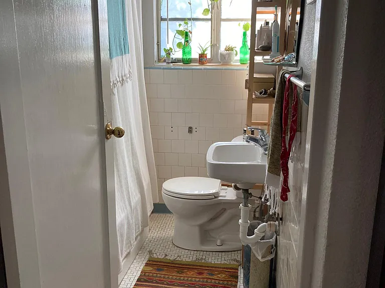1407 Kirkwood Rd #B — Photo 10
