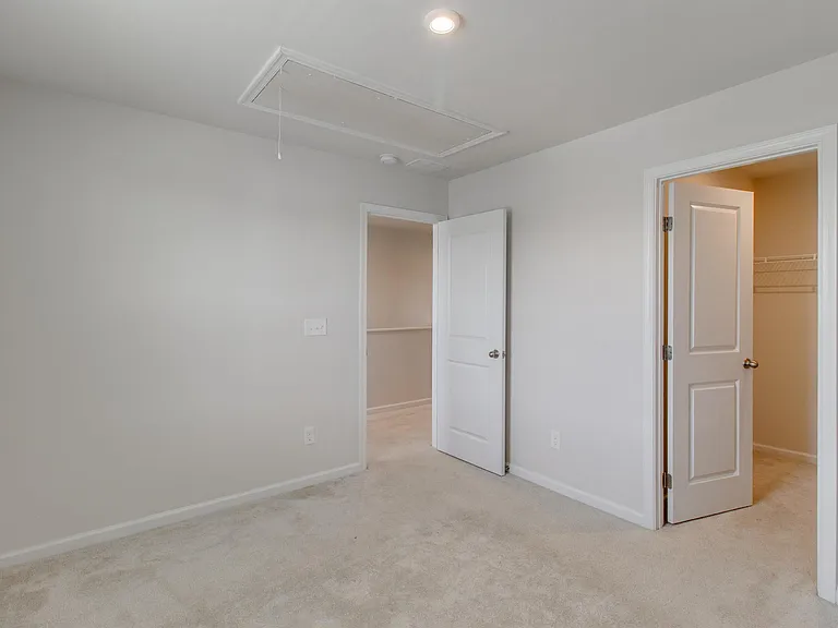 3038 Blue Brook Ln — Photo 7