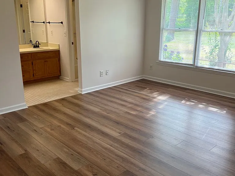 109 Erskine Dr — Photo 12