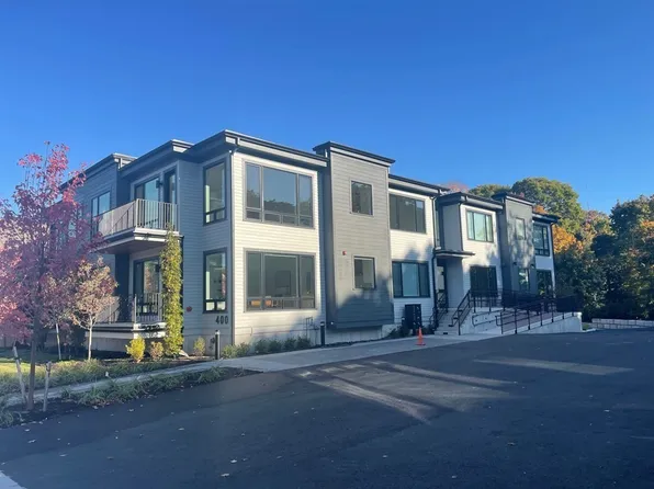400 Hunnewell St #104, Needham, MA 02494