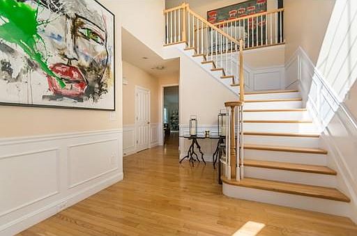 2nd image of 33 Palomino Dr
