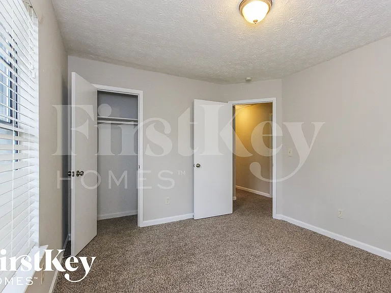 1207 Iron Gate Blvd — Photo 10