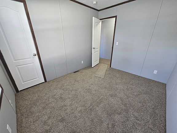 3rd image of 5720 Leroy Cir