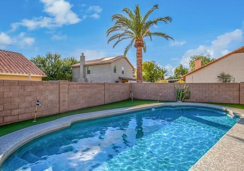 1st image of 1141 E San Pedro Ave