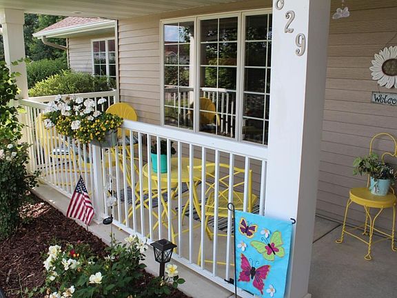4th image of 829 Savanna Ave