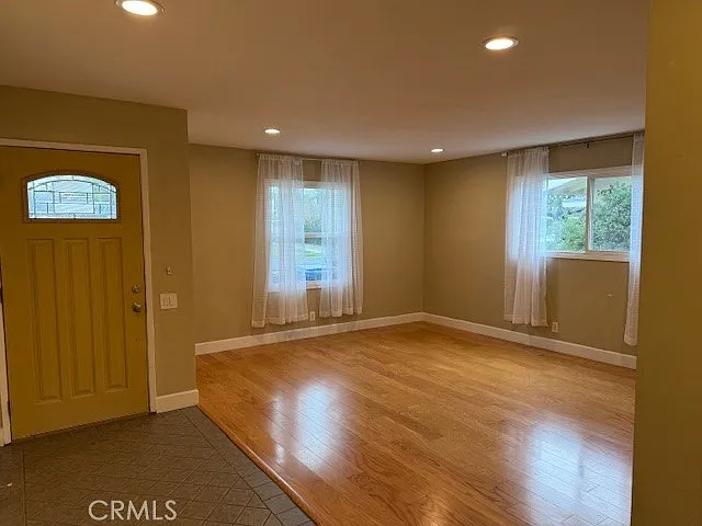 22648 Mobile St — Photo 3